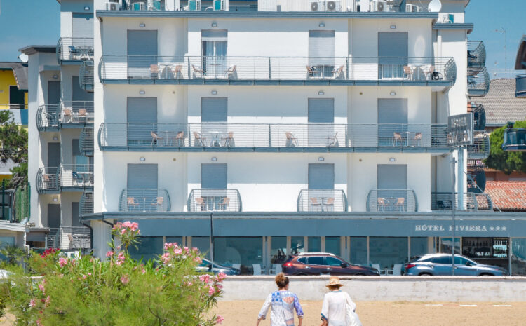  Hotel Riviera